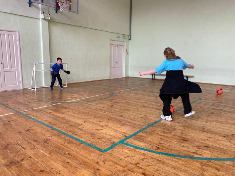 Футбол в школе