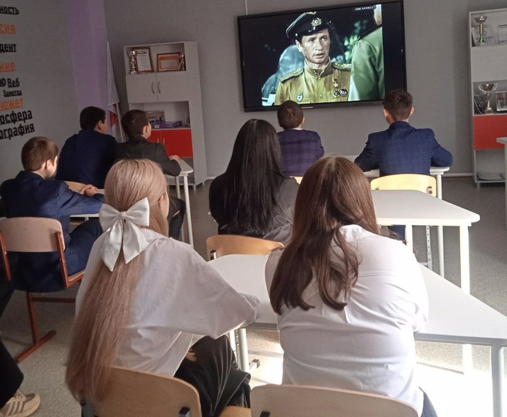 "В бой идут одни «старики»"