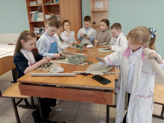 Занятия с глиной