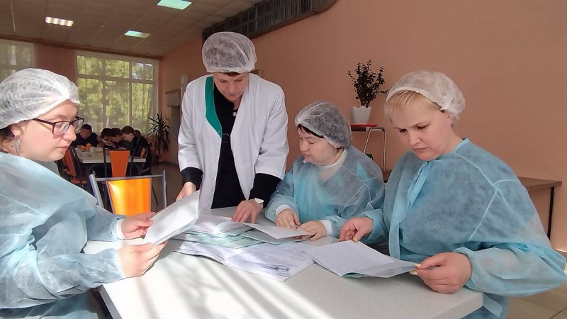 Родительский контроль в школьной столовой