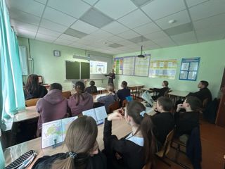 Урок по профориентации «Я и мир профессий»