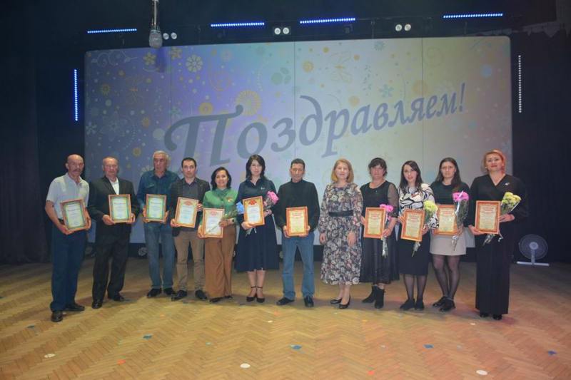 Вурнарской детской школе искусств - 65 лет!