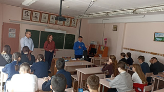 В рамках профориентационной работы прошла встреча учащихся 10 и 11 классов с преподавателями Чувашского государственного университета