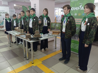 2mjzdauvc2q.jpg