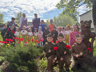 Фотомода 1945 года в детском саду