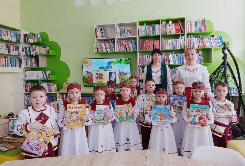 Час громкого чтения «Чувашская сказка» в центральной библиотеке