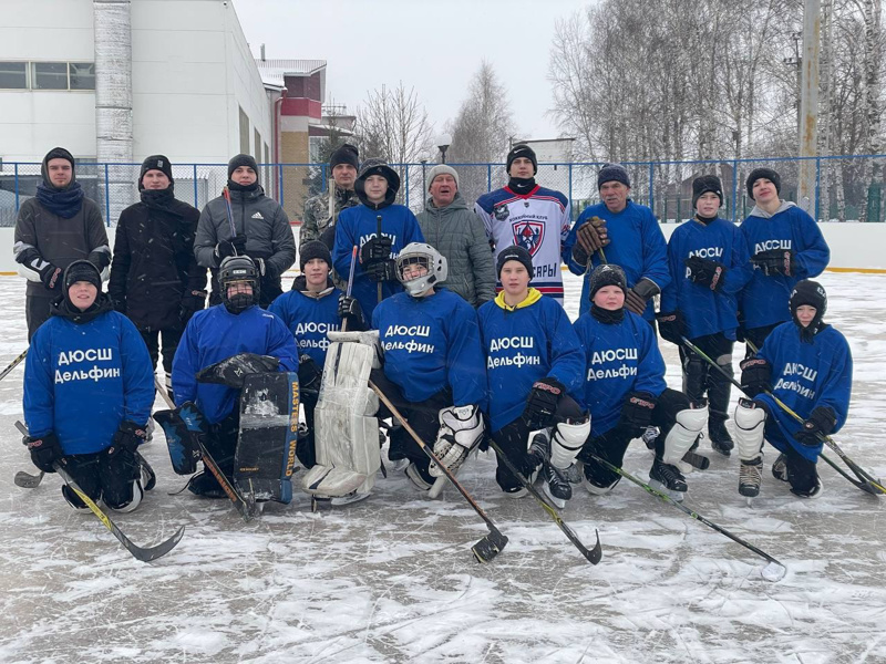 7 января в спортивной школе «Дельфин» в рамках декады здоровья и спорта прошел рождественский турнир по хоккею.