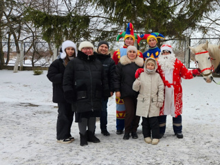 v-zimnie-kanikuli-ucheniki-nashej-shkoli-ne-toljko-otdihayut-no-i-provodyat-vremya-s-udovoljstviem-i-poljzoj-32.jpg