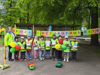 "Веселые старты" в Школе светофорных наук