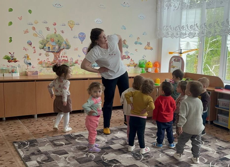 Малыши любят зарядку