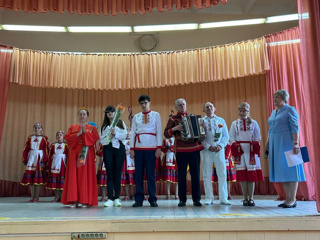 Встреча с выпускниками превратилась в настоящий триумф таланта и творчества!