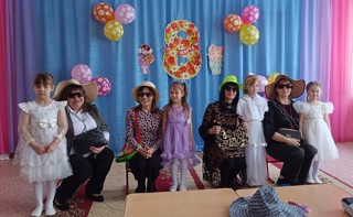 Праздник 8 МАРТА!