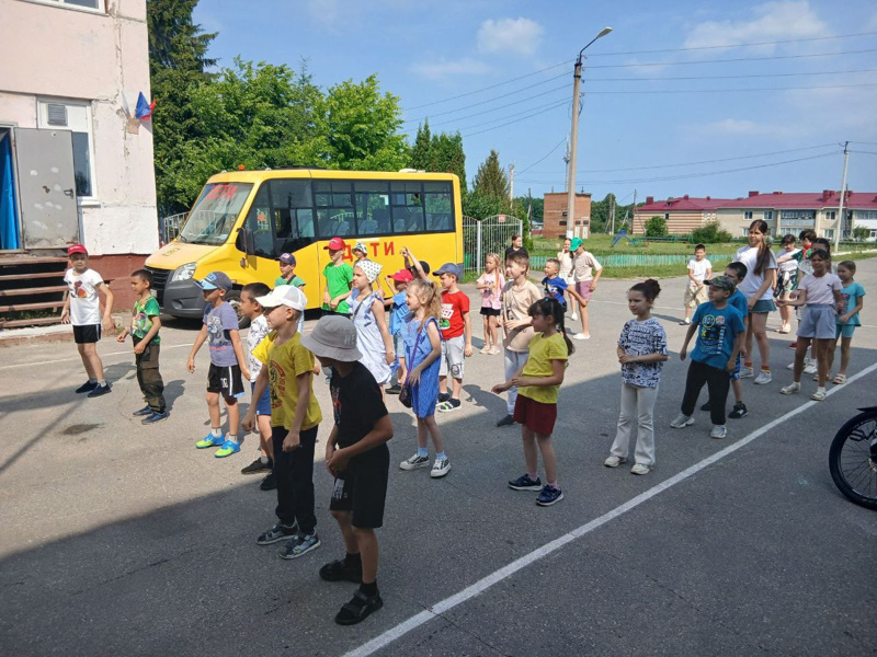Очередной день в пришкольном лагере «Радуга»
