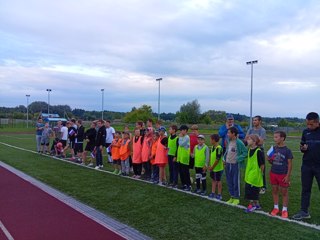 photo_5280712602135164967_y.jpg