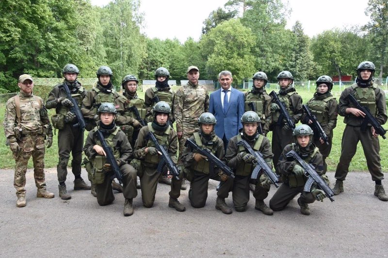 Время юных героев