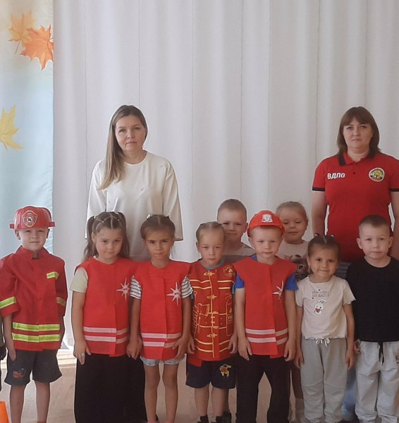 "Пожарный десант" группы "Ветерок"