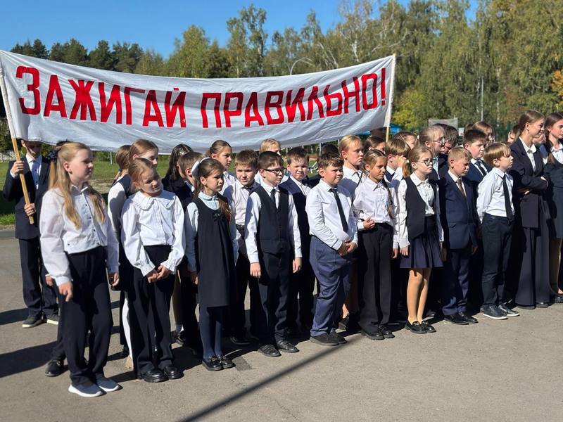 На территории Гимназия № 8 г. Шумерля  открылась площадка ГТО