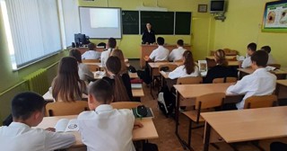 Профилактические беседы с обучающимися 9, 10, 11-х классов