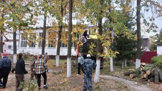 Начинается горячая пора осенних субботников