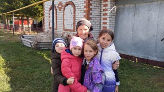 Поздравление ветеранов педагогического труда