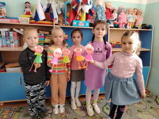 Готовим поделки своими руками ко Дню пожилых
