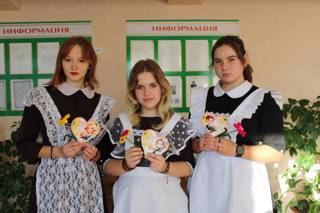 Праздничное утро, наполненное улыбками и подарками