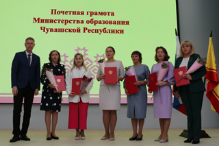 Служение будущему страны