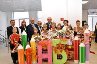 В Батыревском округе прошло праздничное мероприятие, посвященное Дню учителя