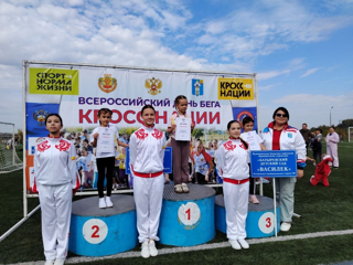 Коллектив и воспитанники нашего детского сада приняли активное участие на Всероссийском дне бега «Кросс нации-2025»
