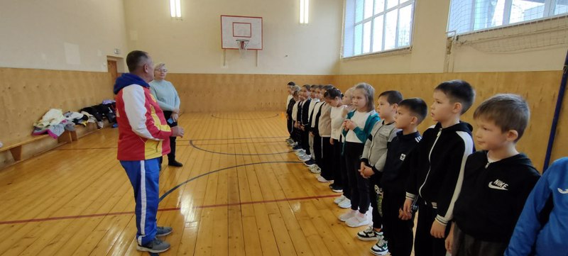 Более 300 юных спортсменов Вурнарского округа уже сдали ГТО