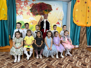 Осенняя сказка в группе Дельфинята