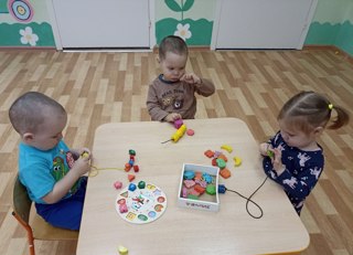 Веселая шнуровка