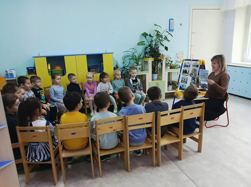 В группе "Лесная полянка" продолжают познавать родной город