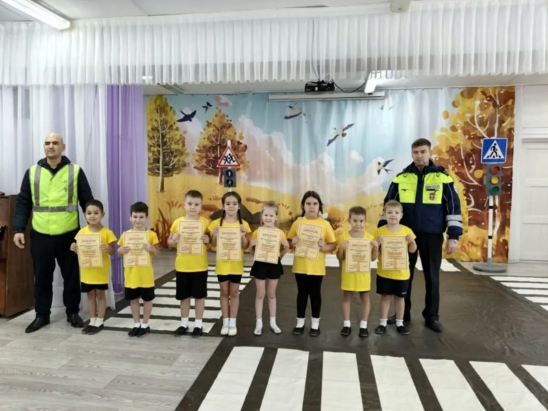 Торжественное награждение призеров конкурса агитбригад