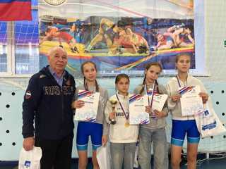Межрегиональные соревнования по вольной борьбе среди девушек