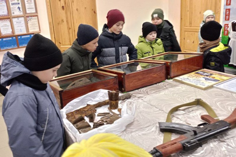 Путешествие в прошлое: Начальные классы МБОУ "Ибресинская СОШ № 1" посетили школьный музей