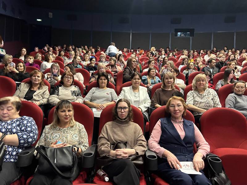 Педагоги-психологи на Республиканском кинотренинге
