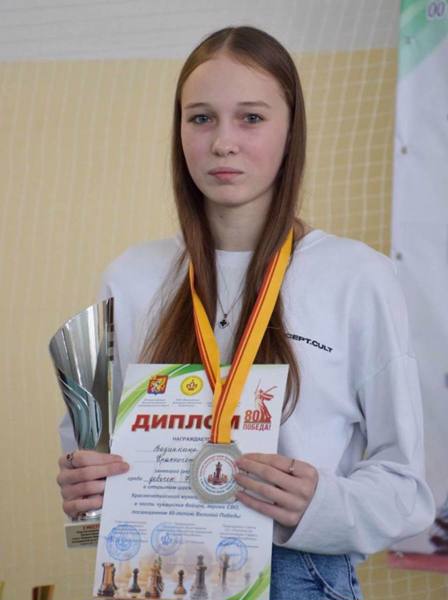Поздравляем нашу гордость — Вазинкину Карину!