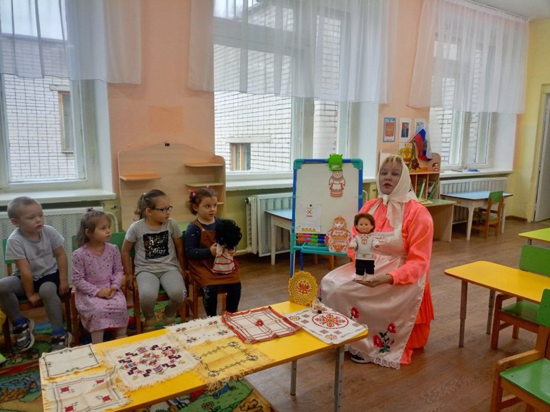 День чувашской вышивки