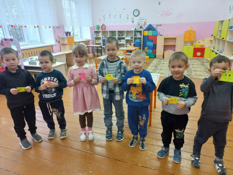 Неделя психологии в старшей разновозрастной группе "Зайчата".