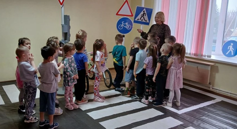 Акция "Внимание, дорога!"