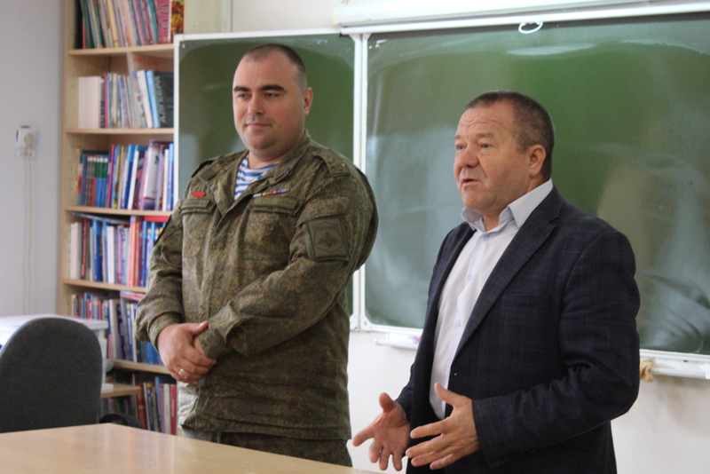 Портрет героя