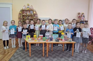 Выставка копилок  «Моя копилка лучше всех» в рамках работы кружка по финансовой грамотности «Уроки Феечки Копеечки»