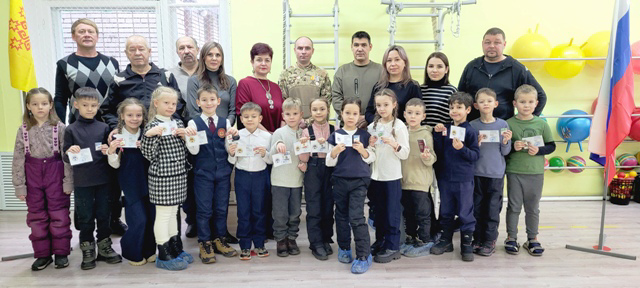 Торжественное вручение значков ГТО в «Крепыше»
