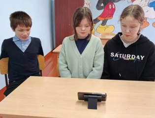 Онлайн-урок от Банка России на тему  «Дропы. Кто это и как им не стать?»
