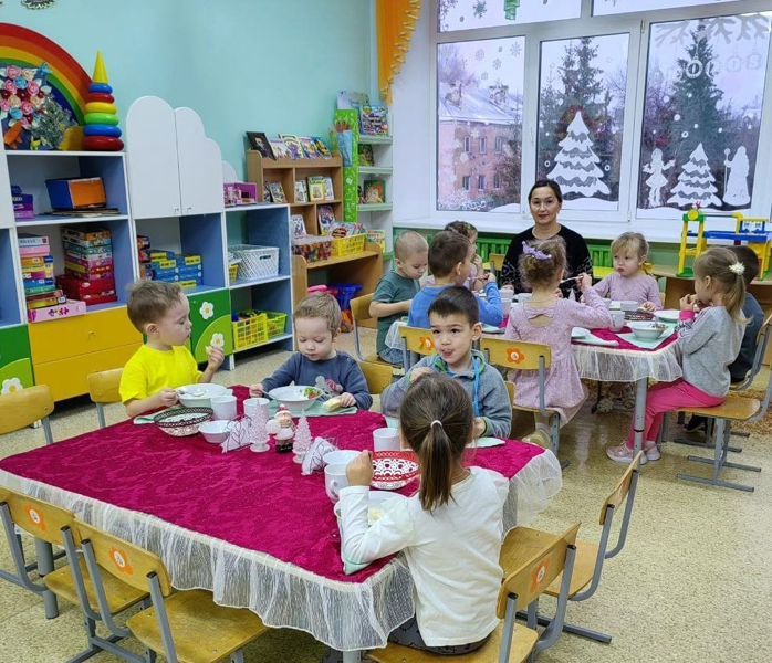 Завтрак с пользой и теплом: как в наших детских садах укрепляют доверие