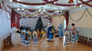 С наступающим Новым годом!