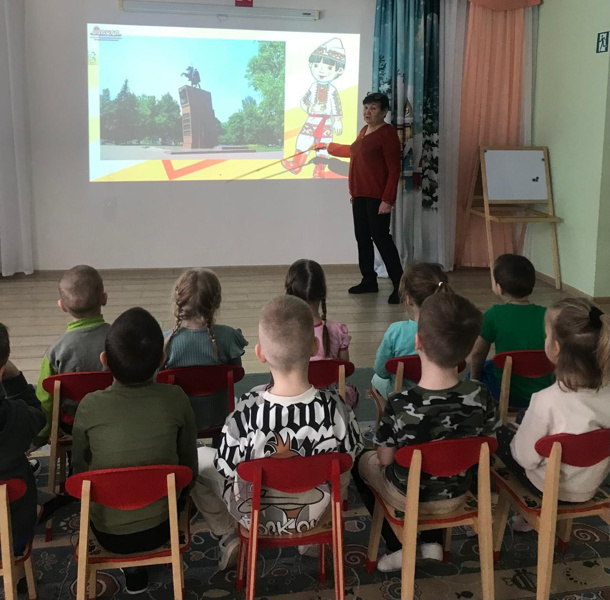 В.И. Чапаев- легендарный комдив