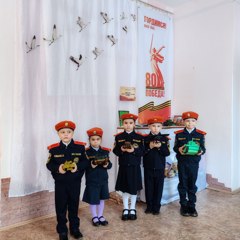 Открытие мини-музея кадетами группы "Улыбка" в детском саду "Теремок"