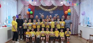 Праздник с папами "Пусть будет мир, войны не будет"